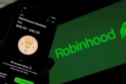 事业目标“接盘侠”没了？标普500指数季调维持成分股不变，Robinhood、Applovin应声大跌